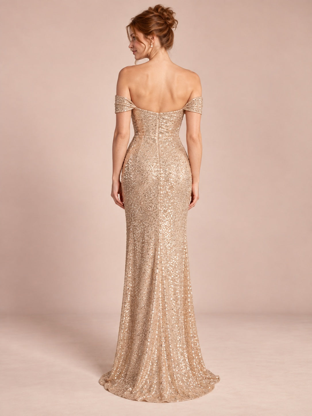 Champagnerfarbenes, schulterfreies, figurbetontes, langes, formelles Brautjungfernenkleid mit herzförmigem Ausschnitt, Pailletten und Drapierung