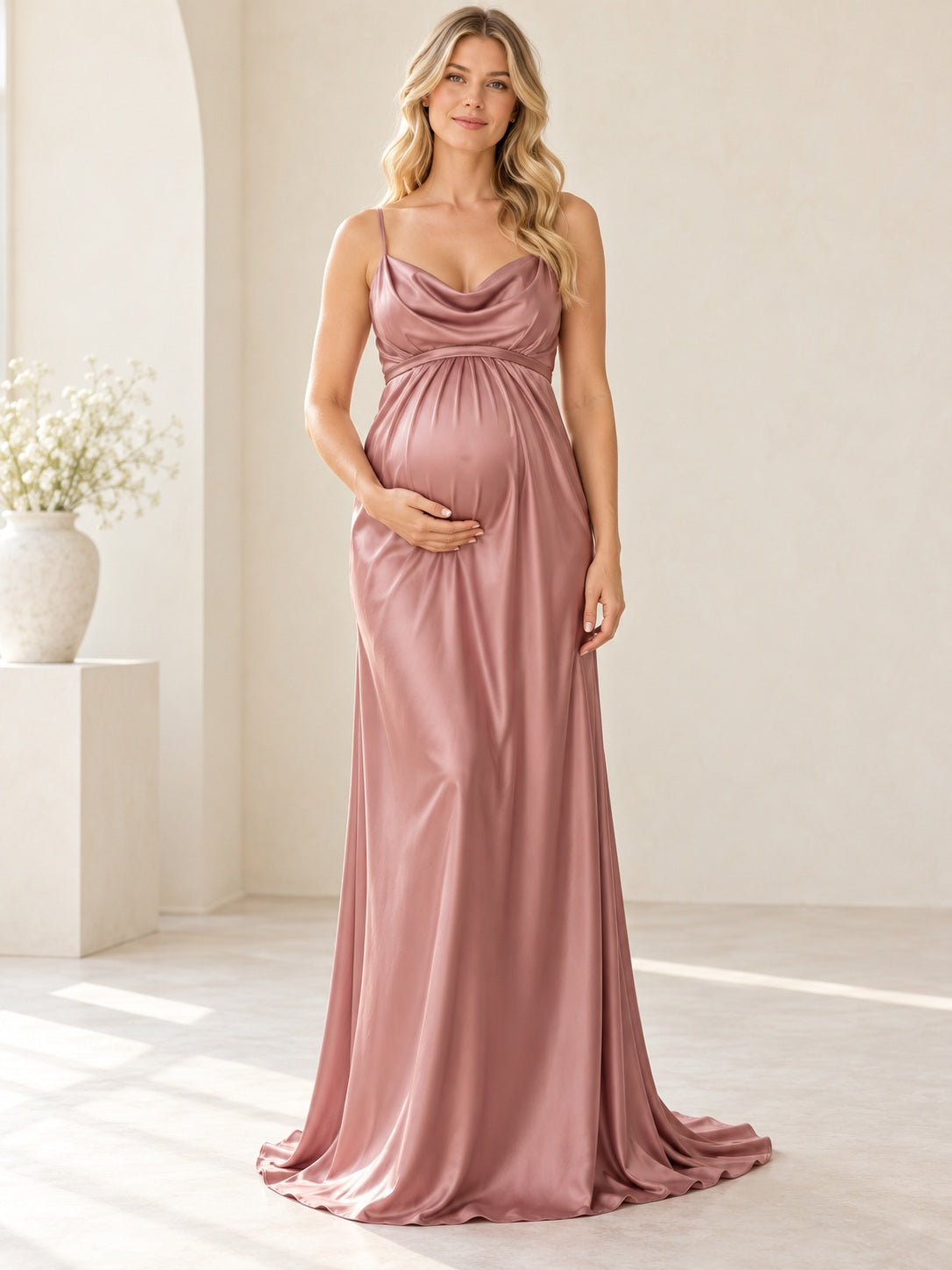 Robe de demoiselle d'honneur de grossesse simple en satin vieux rose à fines bretelles et col bénitier