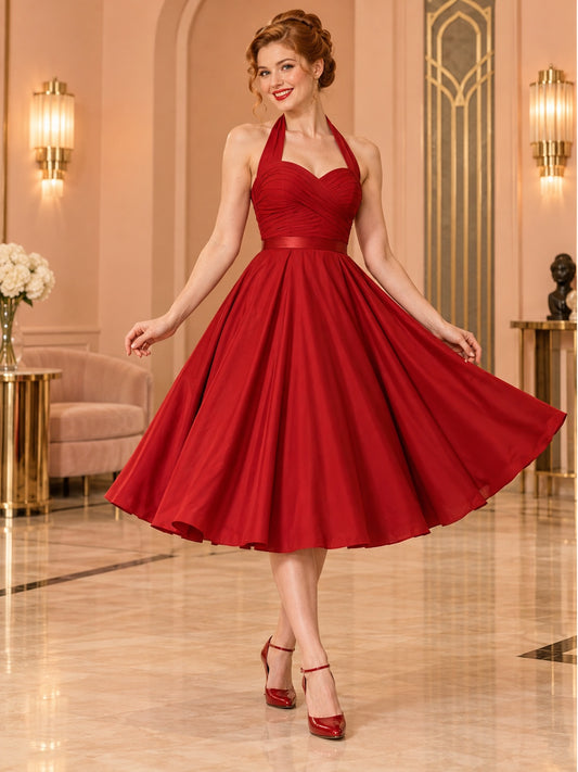 Vestido de graduación de satén en rojo, inspirado en los años 1950, línea A, escote halter y escote corazón, sin mangas y largo a media pierna