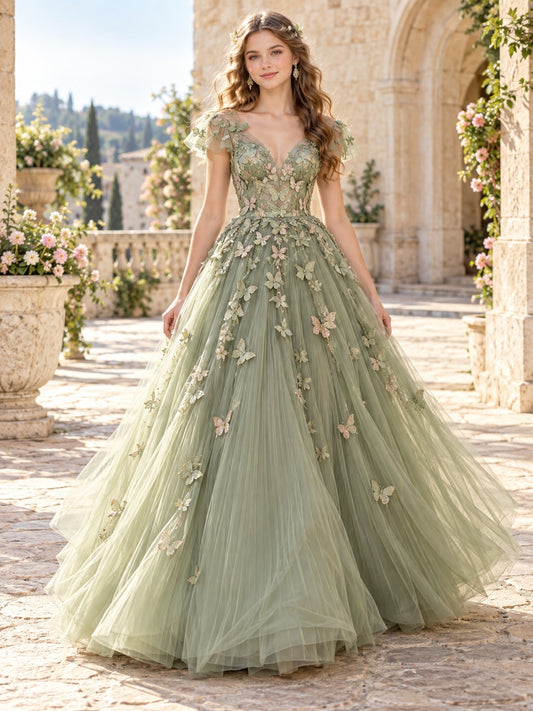 Salbeigrünes Quinceañera-Ballkleid mit V-Ausschnitt, Schmetterlingsmotiv, Spitzenmütze und Tüll