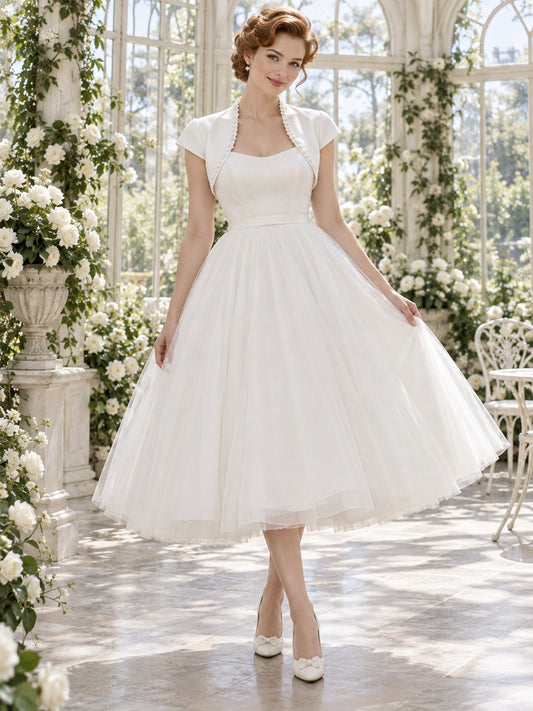 Vestido de novia de satén y tul en blanco, inspirado en los años 1950, línea A, escote cuadrado, manga corta y largo a media pierna