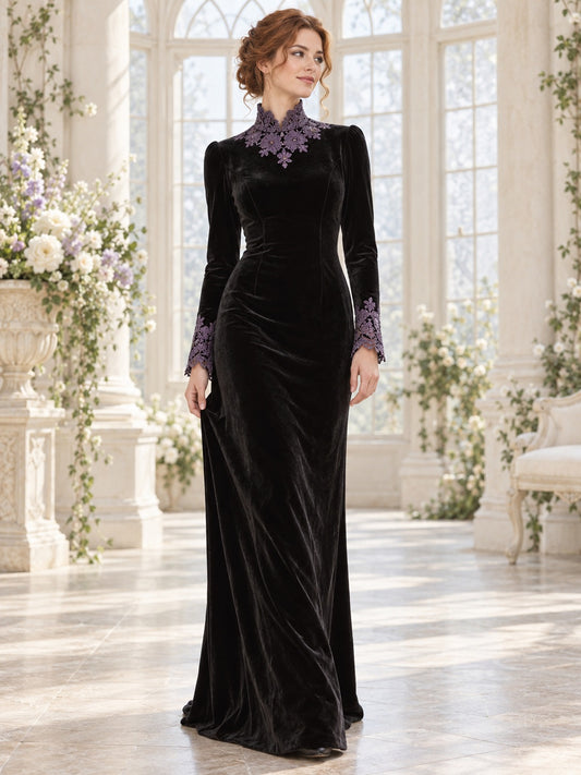 Vestido de novia de encaje y terciopelo en negro, de inspiración vintage, corte recto, cuello alto, manga larga y largo hasta el suelo
