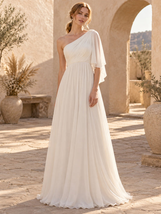 Vestido de novia de gasa en marfil, línea A, un hombro, media manga y largo hasta el suelo