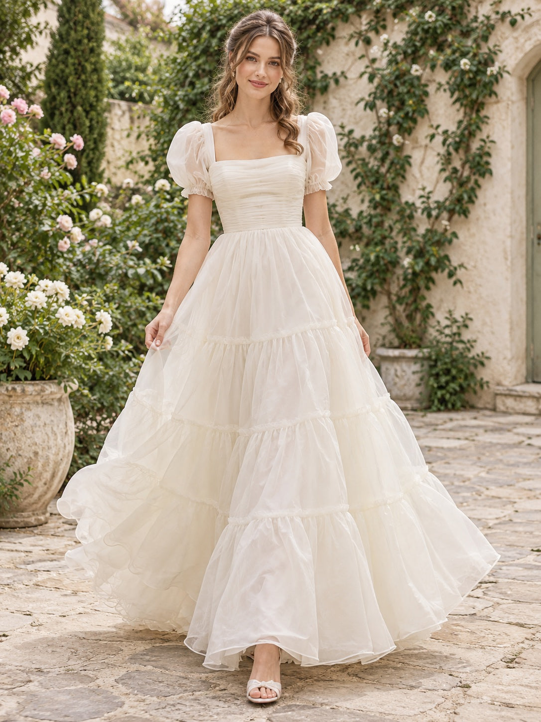 Vintage-Hochzeitskleid in A-Linie mit eckigem Ausschnitt, Puffärmeln und gestuften Organza-Lagen