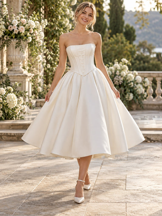 Robe de mariée simple en satin plissé, coupe trapèze, longueur thé, bustier corset, pour réception